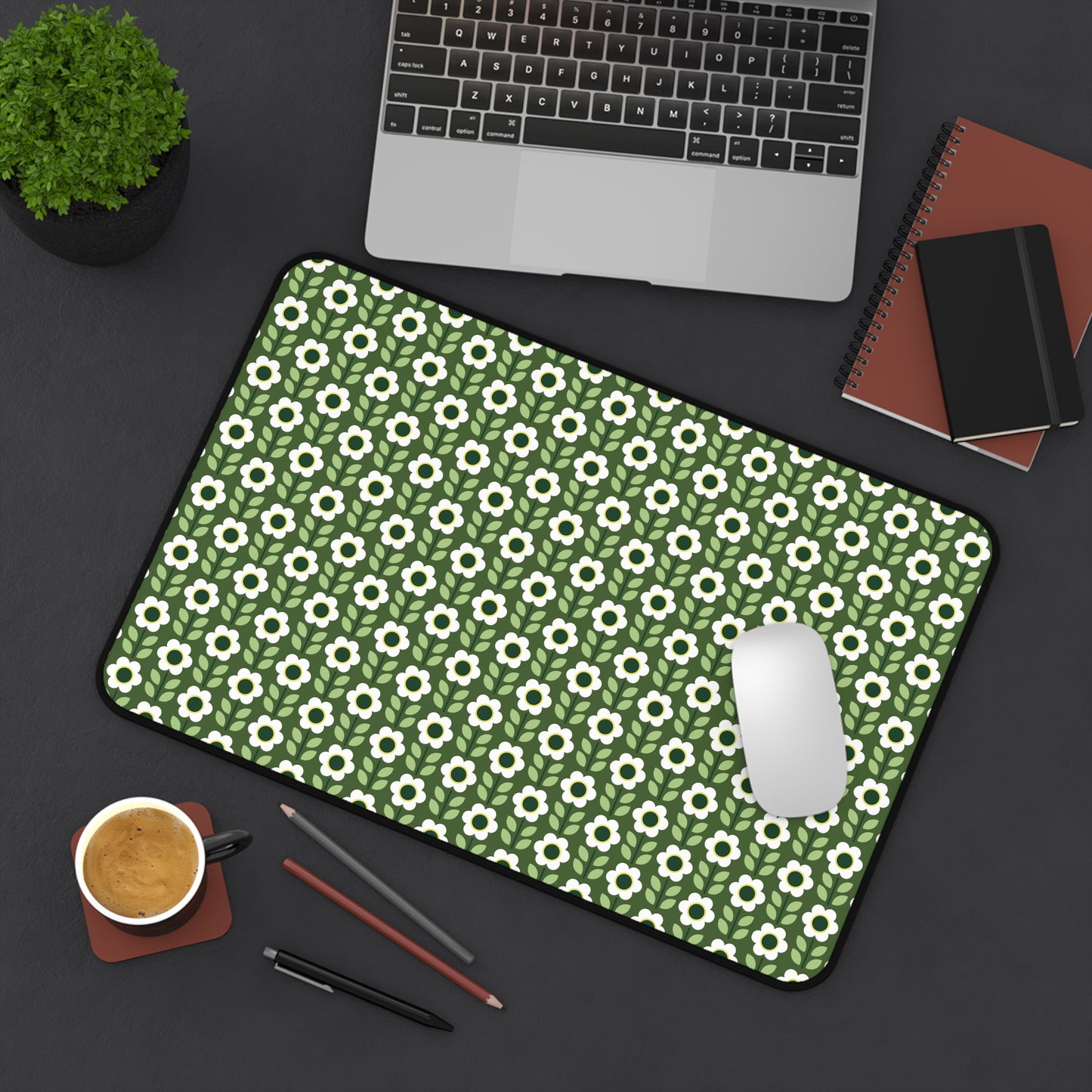 Desk Mat - Daisy Maze